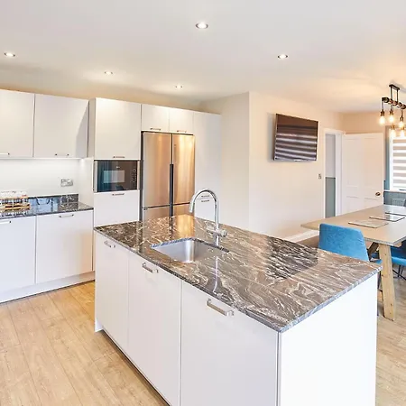 Villa Birds Eye View Whitby Exterior foto